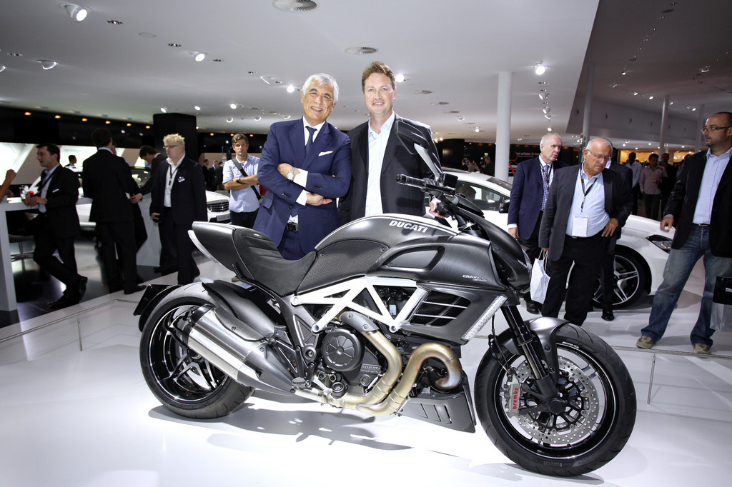 IAA 2011: AMG Gastgeber einer Motorrad-Premiere