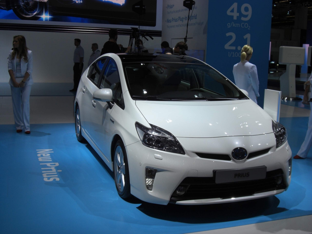 IAA 2011 – Alternative Antriebe: Opel Ampera, Chevrolet Volt und Toyota Prius
