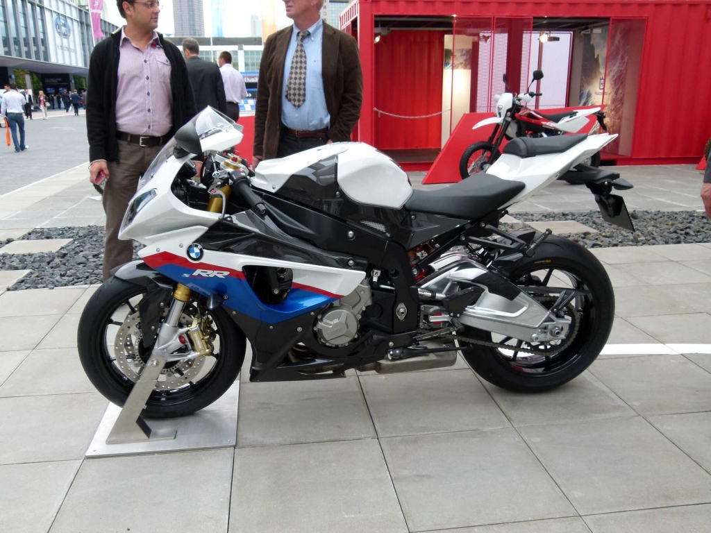 IAA 2011: BMW Motorrad & Husqvarna Motorcycles
