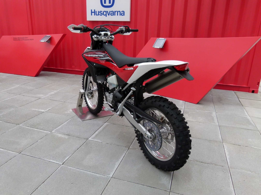 IAA 2011: BMW Motorrad & Husqvarna Motorcycles