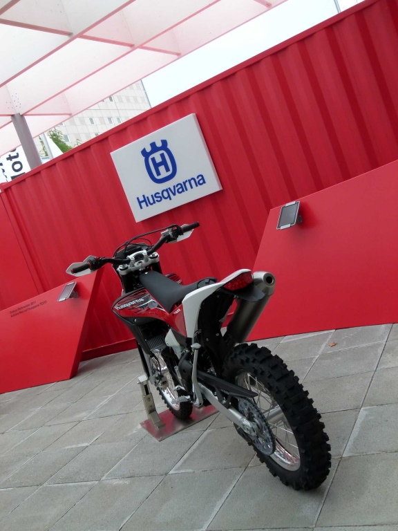 IAA 2011: BMW Motorrad & Husqvarna Motorcycles