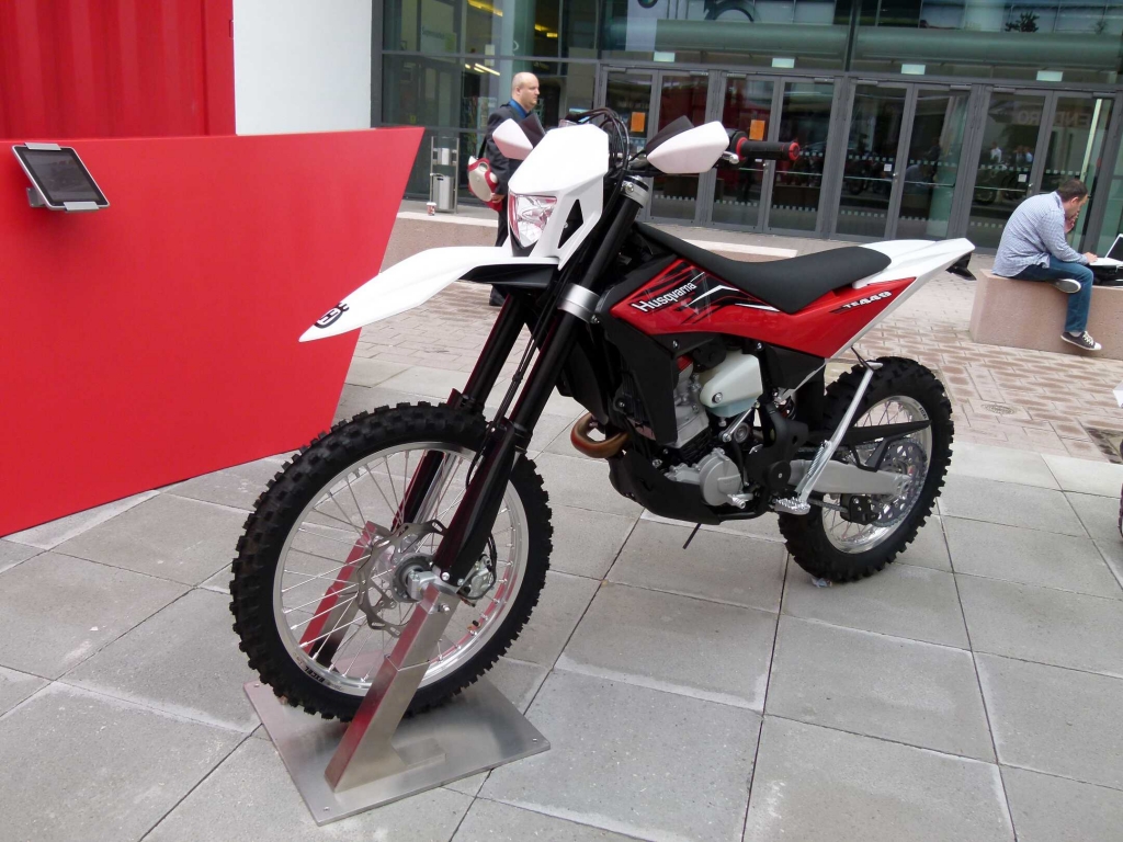 IAA 2011: BMW Motorrad & Husqvarna Motorcycles