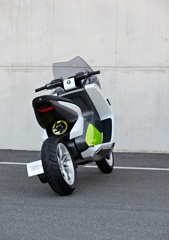 IAA 2011: BMW zeigt Designkonzept für einen Elektro-Scooter