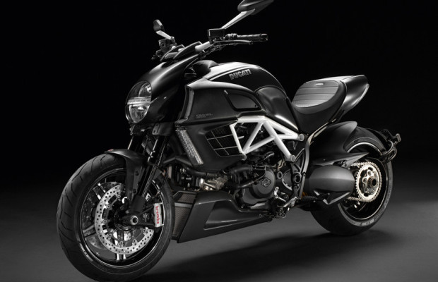 IAA 2011: Ducati präsentiert die Diavel AMG Special Edition