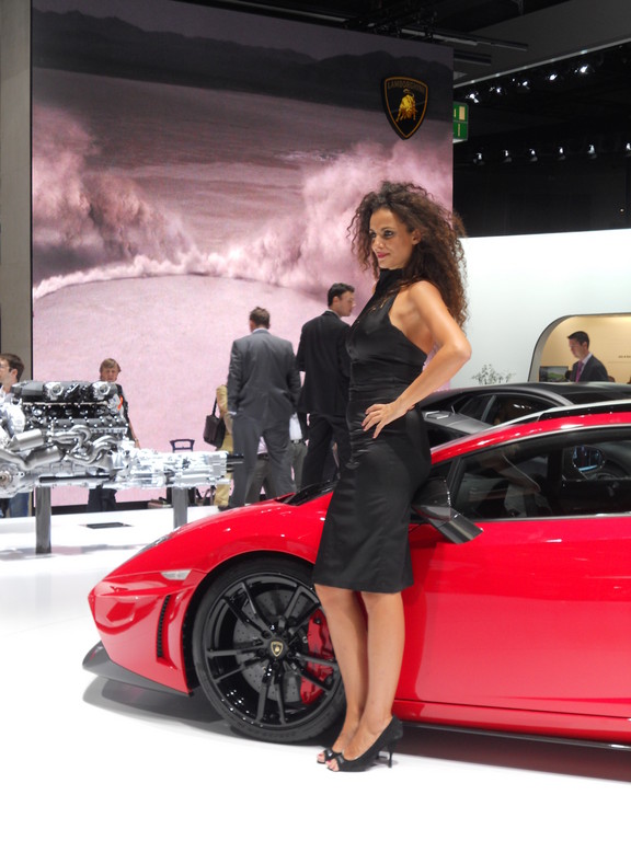 IAA 2011: Girls, Girls, Girls