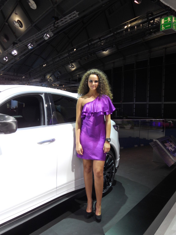 IAA 2011: Girls, Girls, Girls