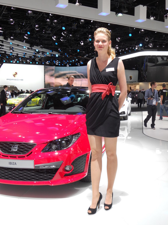 IAA 2011: Girls, Girls, Girls