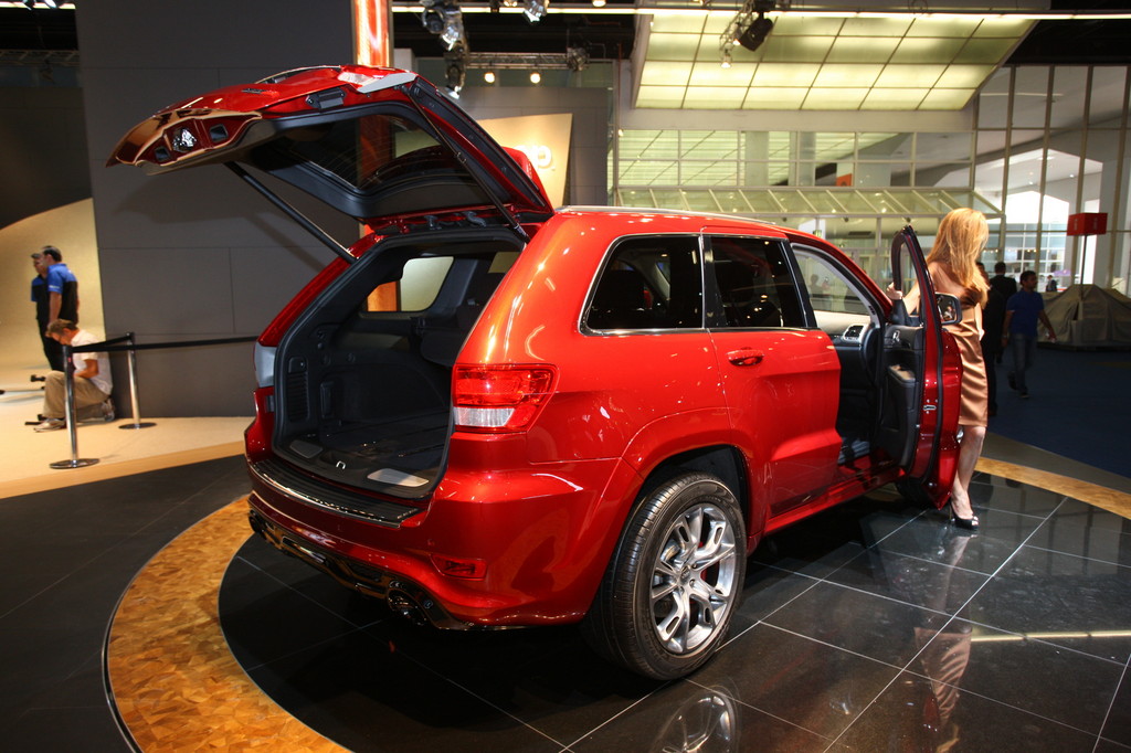 IAA 2011: Jeep Grand Cherokee SRT8 in unter 5 Sekunden auf 100 km/h