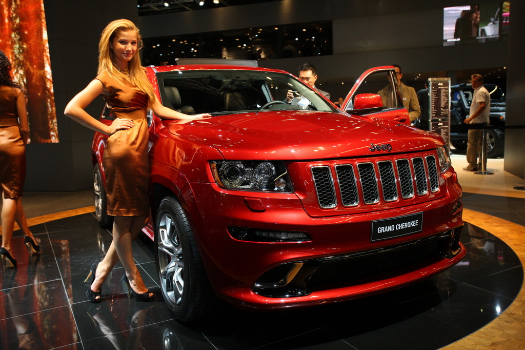 IAA 2011: Jeep Grand Cherokee SRT8 in unter 5 Sekunden auf 100 km/h