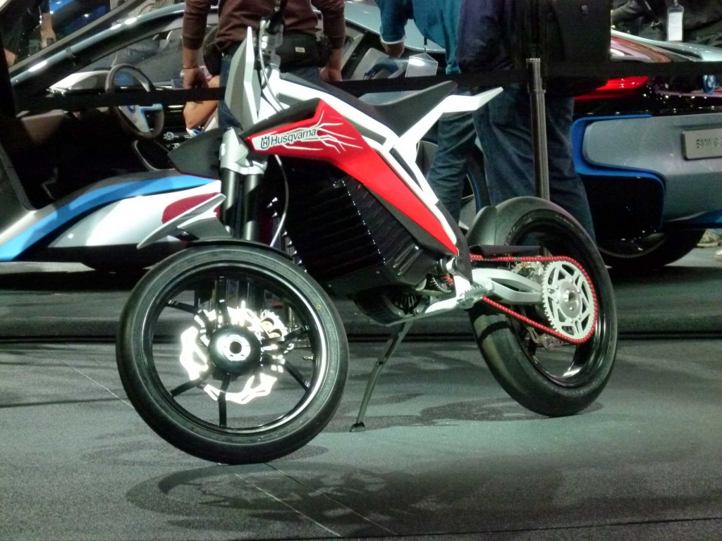IAA 2011: Kabinenroller und Elektrobikes