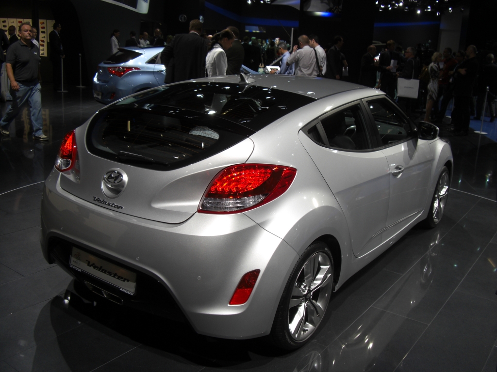 IAA 2011 - Kleine und Kompakte: VW Up!, BMW i3, Fiat Panda, Toyota Yaris