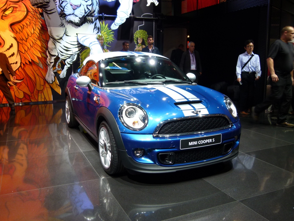 IAA 2011 - Kleine und Kompakte: VW Up!, BMW i3, Fiat Panda, Toyota Yaris