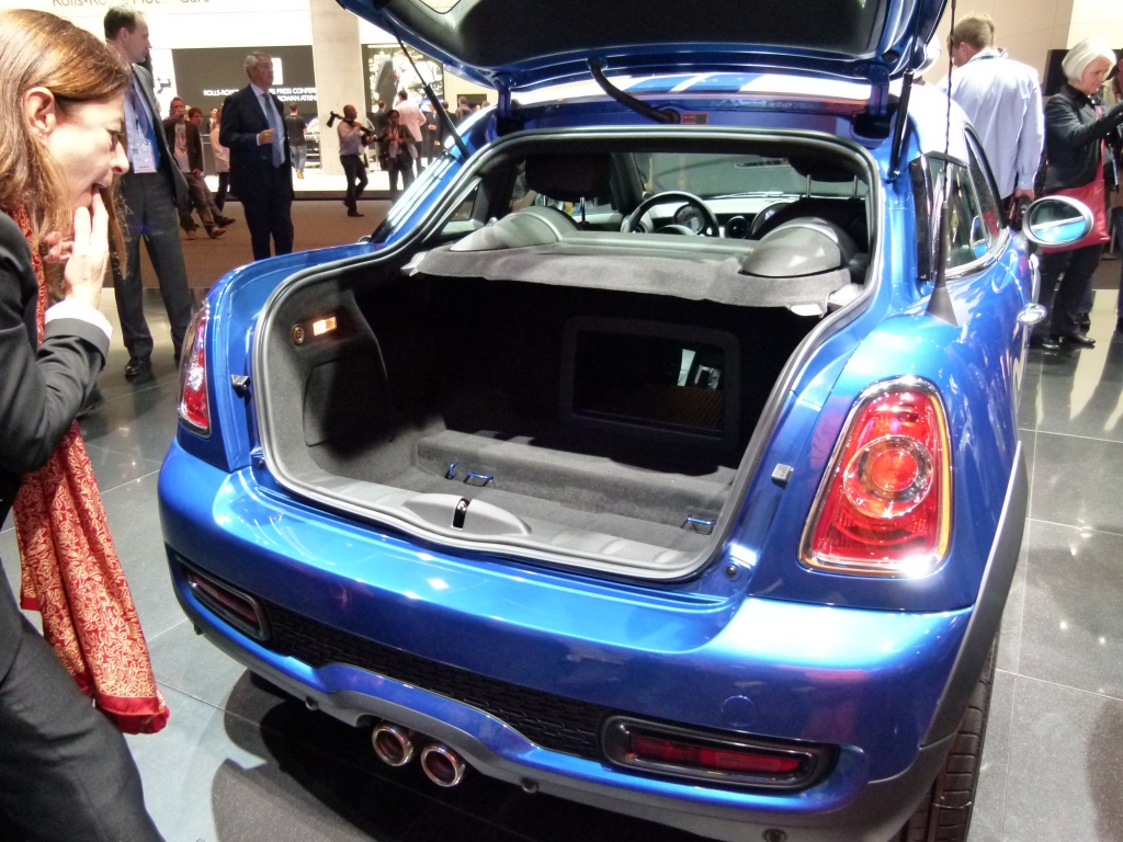 IAA 2011 - Kleine und Kompakte: VW Up!, BMW i3, Fiat Panda, Toyota Yaris