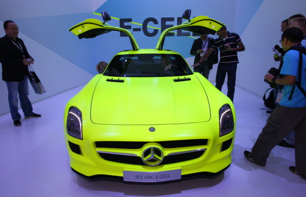 IAA 2011: Mercedes-Benz SLS AMG E-Cell bekommt Rückgrat aus Karbon