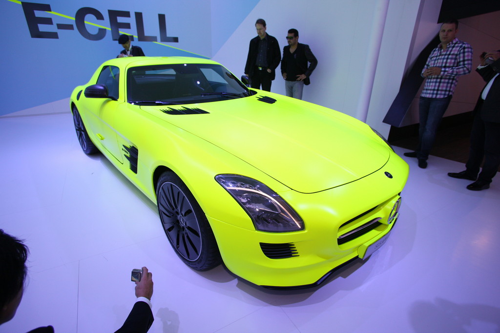 IAA 2011: Mercedes-Benz SLS AMG E-Cell bekommt Rückgrat aus Karbon