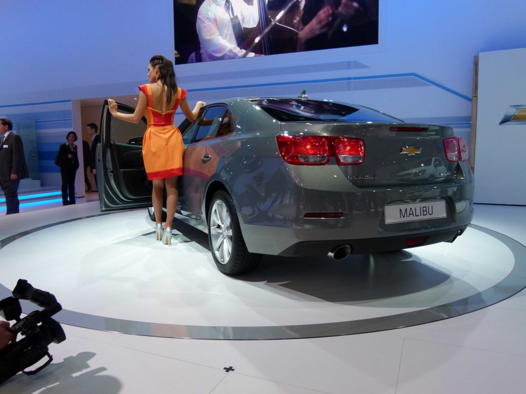IAA 2011 – Mittelklasse: Citroën DS 5, Mercedes-Benz CLC   