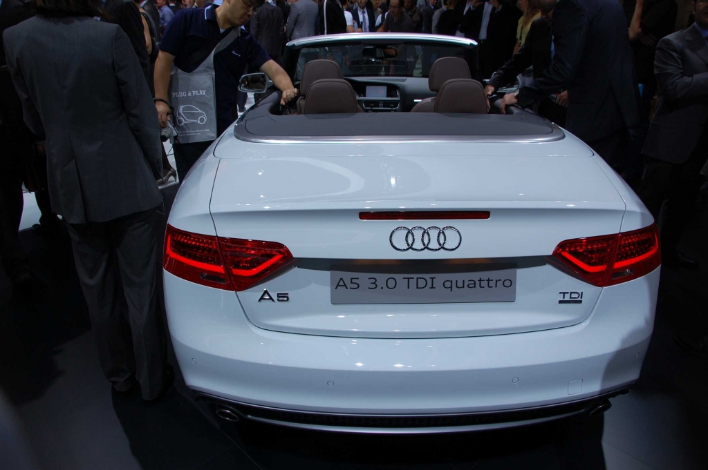 IAA 2011 – Mittelklasse: Citroën DS 5, Mercedes-Benz CLC   