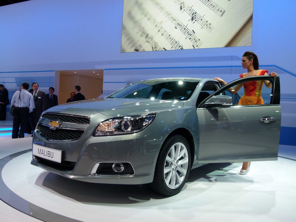 IAA 2011 – Mittelklasse: Citroën DS 5, Mercedes-Benz CLC   