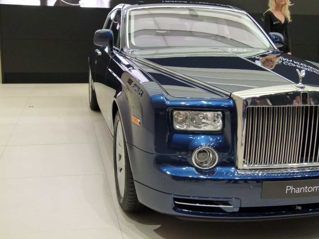 IAA 2011 – Oberklasse: Audi A8, Bentley Continental GTC
