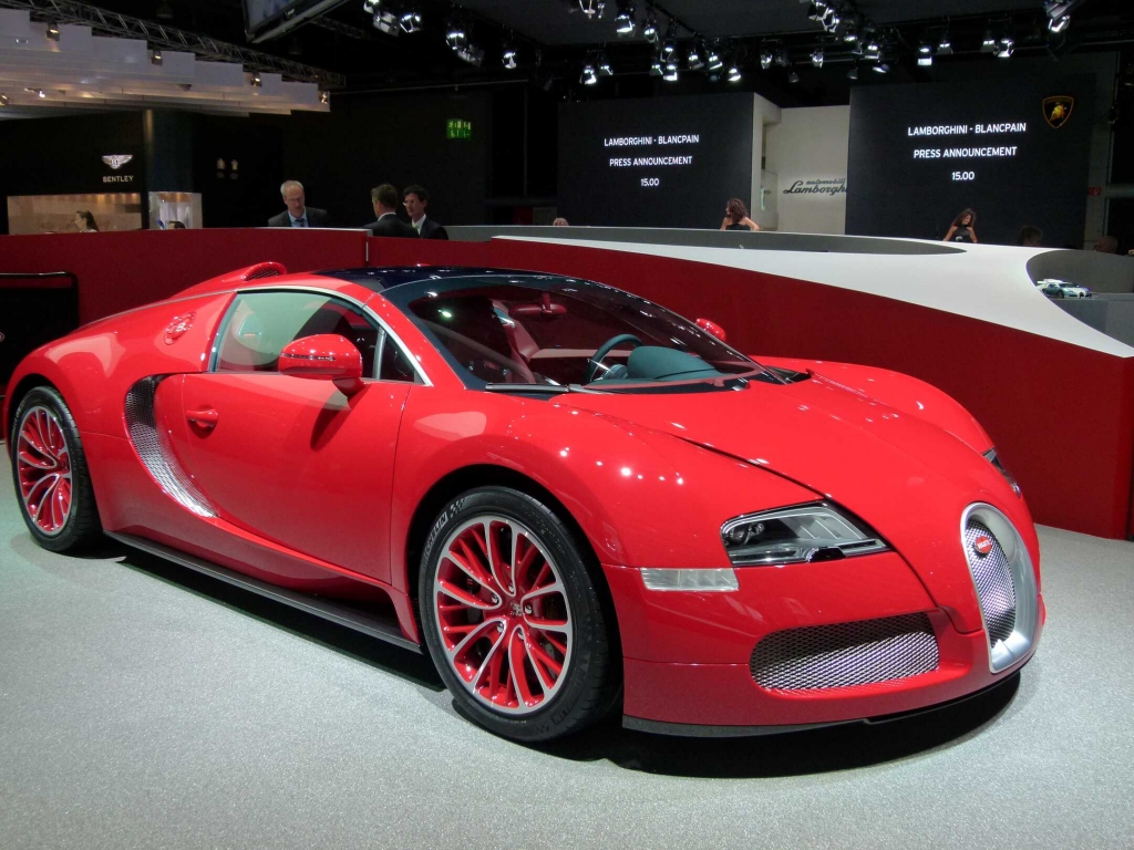 IAA 2011 – Oberklasse: Audi A8, Bentley Continental GTC
