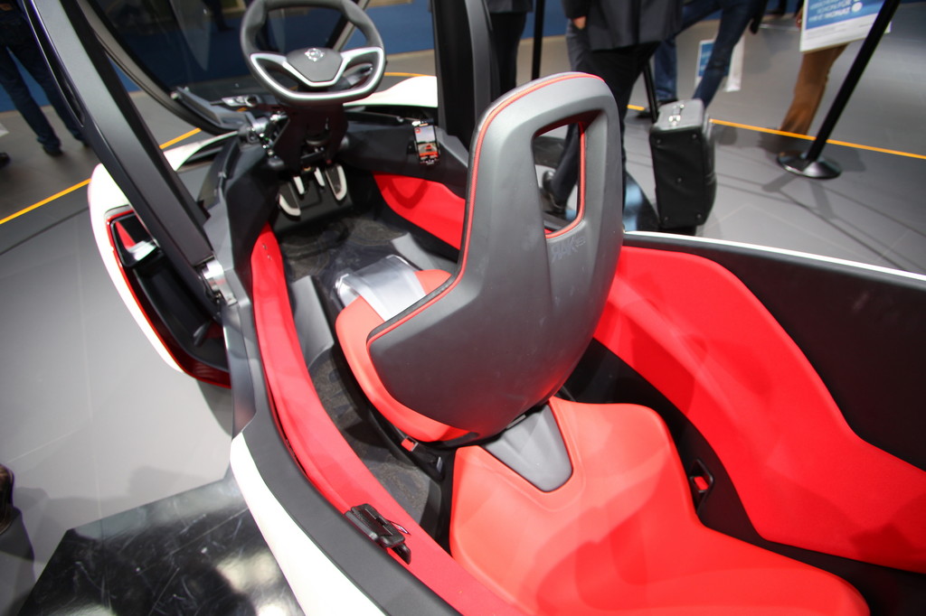 IAA 2011: Opel präsentiert Tandem-Fahrzeug Rak e