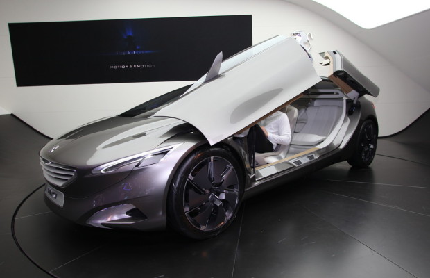 IAA 2011: Plug-in-Technik des Peugeot HX1 geht in Serie