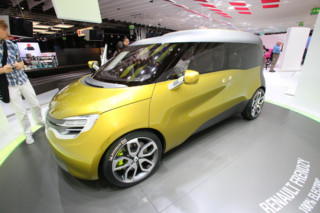 IAA 2011: Renault Frendzy für Gewerbe und Familie