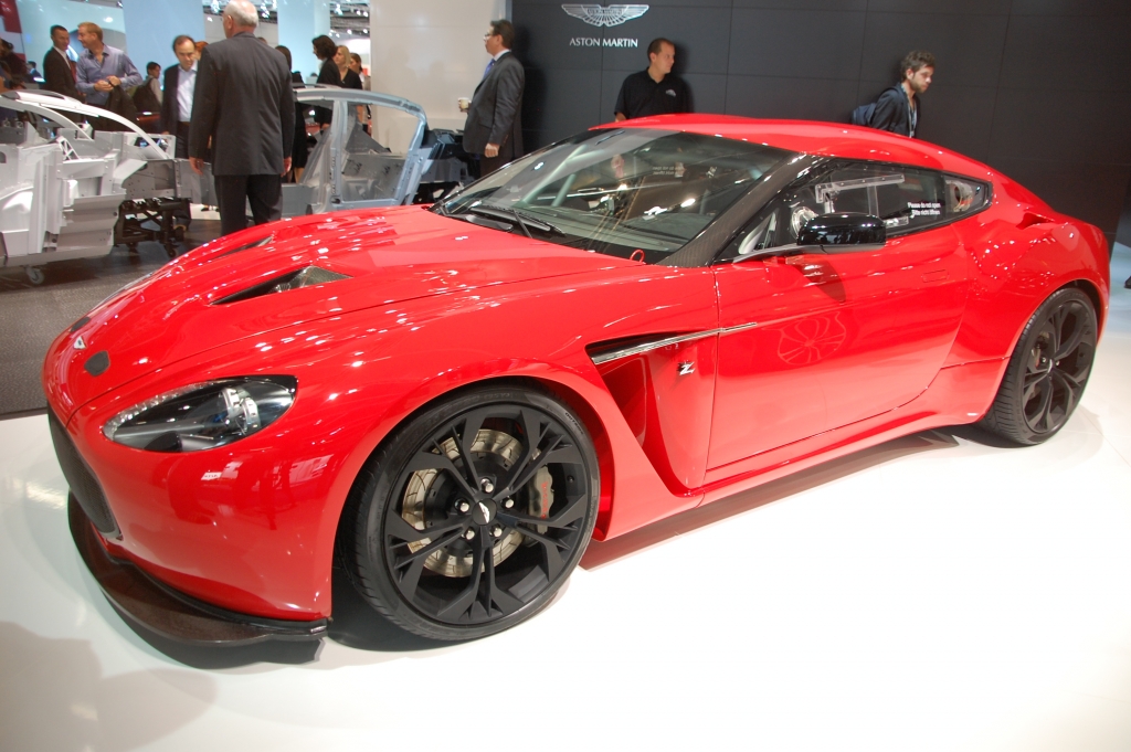 IAA 2011 - Sportler: Porsche 911, Ferrari 458 Spider