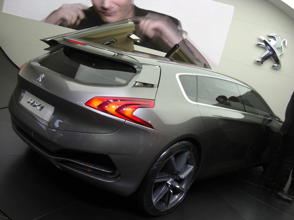 IAA 2011 - Studien: Kia Sportlimousine, Ford Evos, Audi Urban Concept, Audi A2 Concept