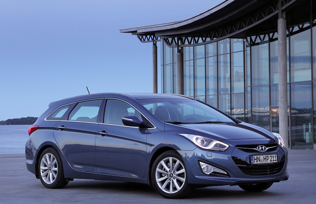 In heiß umkämpfter Mittelklasse: Hyundai- i40-Kombi ab September, danach Limousine