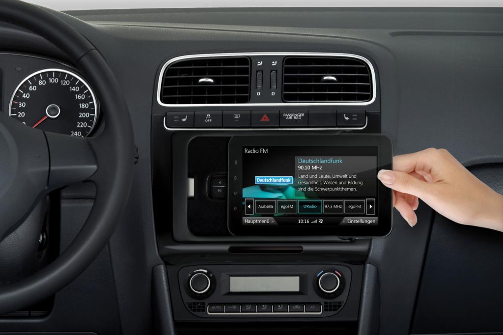 Internet im Auto - Docking-Station für Tablet-Computer im Kommen