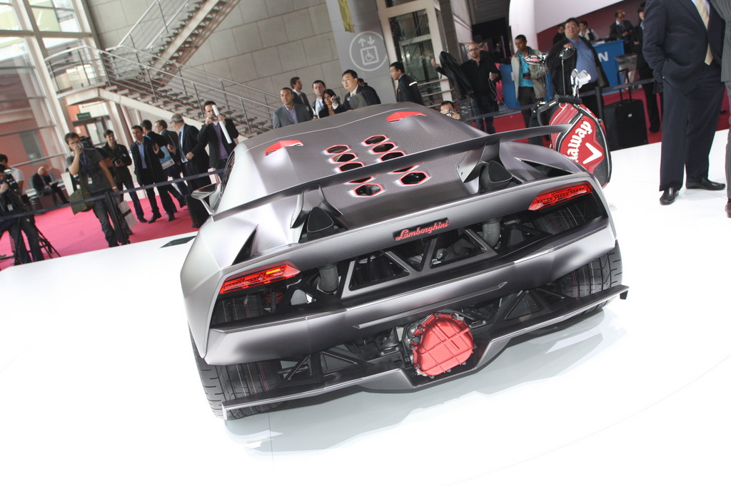 Lamborghini baut den Sesto Elemento