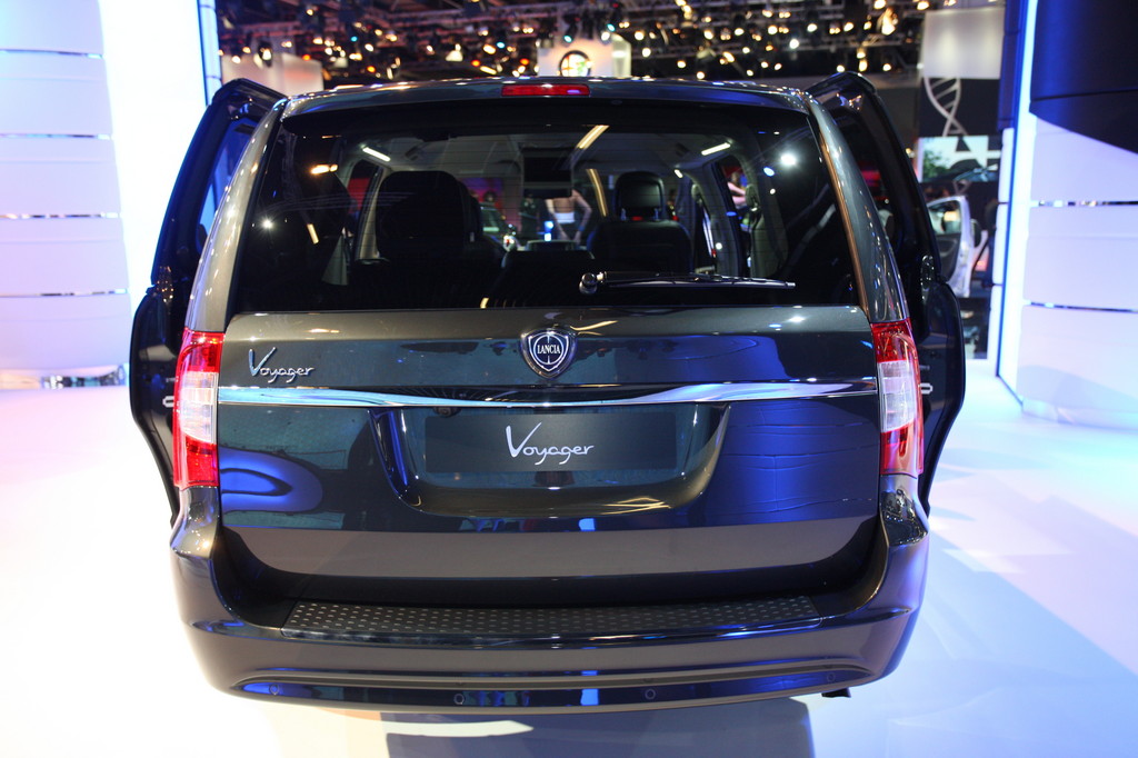 Lancia Voyager.