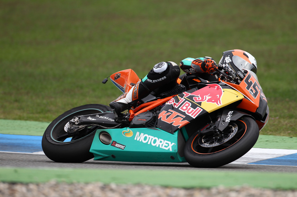 Martin Bauer gewinnt Superbike-IDM