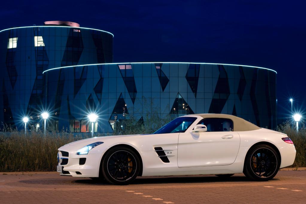 Mercedes SLS AMG Roadster: Fliegen ohne Flügel