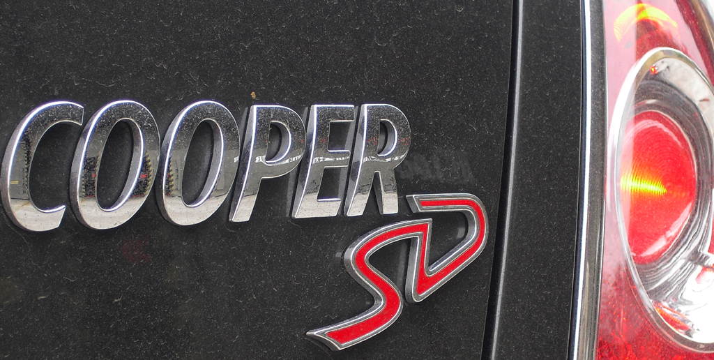 Mini Coupé: ... soll der Verbrauch sogar Richtung Vier-Liter-Marke gehen.