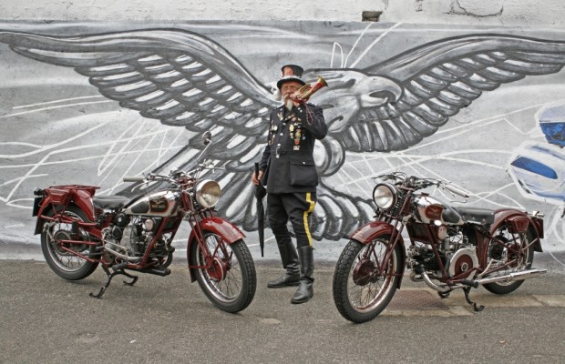 Moto Guzzi feierte 90. Geburtstag mit seinen Fans in Mandello del Lario