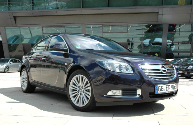 Opel schaltet beim Insignia für neues Modelljahr 2012 weiter den Turbo ein