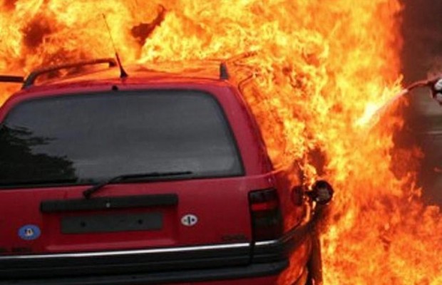 Privater Sicherheitsdienst gegen automobile Feuerteufel