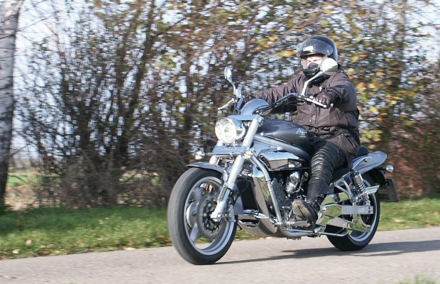 Ratgeber: Motorradfahren im Herbst