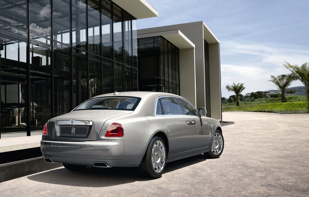 SPOTPRESS: Rolls-Royce Ghost EWB - Für Selbstfahrer mit Teilzeit-Chauffeur