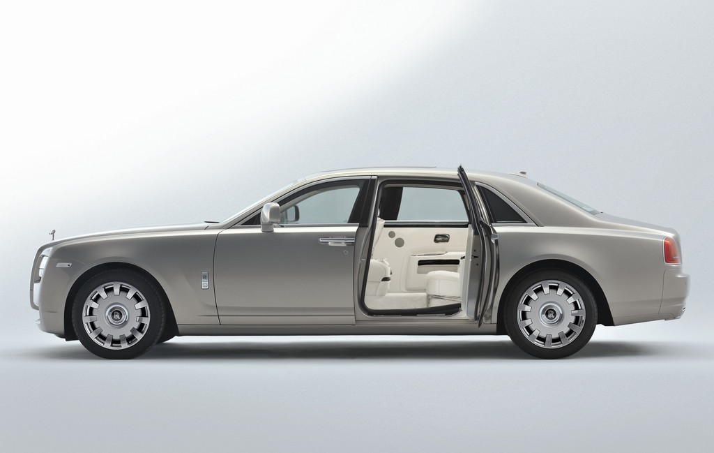 SPOTPRESS: Rolls-Royce Ghost EWB - Für Selbstfahrer mit Teilzeit-Chauffeur