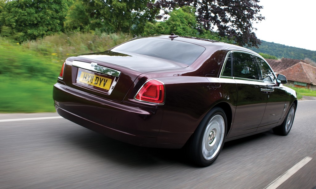 SPOTPRESS: Rolls-Royce Ghost EWB - Für Selbstfahrer mit Teilzeit-Chauffeur
