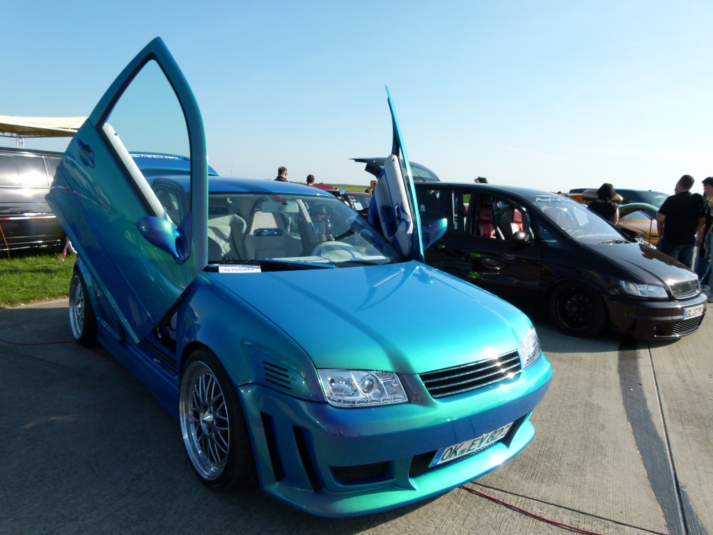 Strahlend blauer Himmel und trotzdem Donner? - 