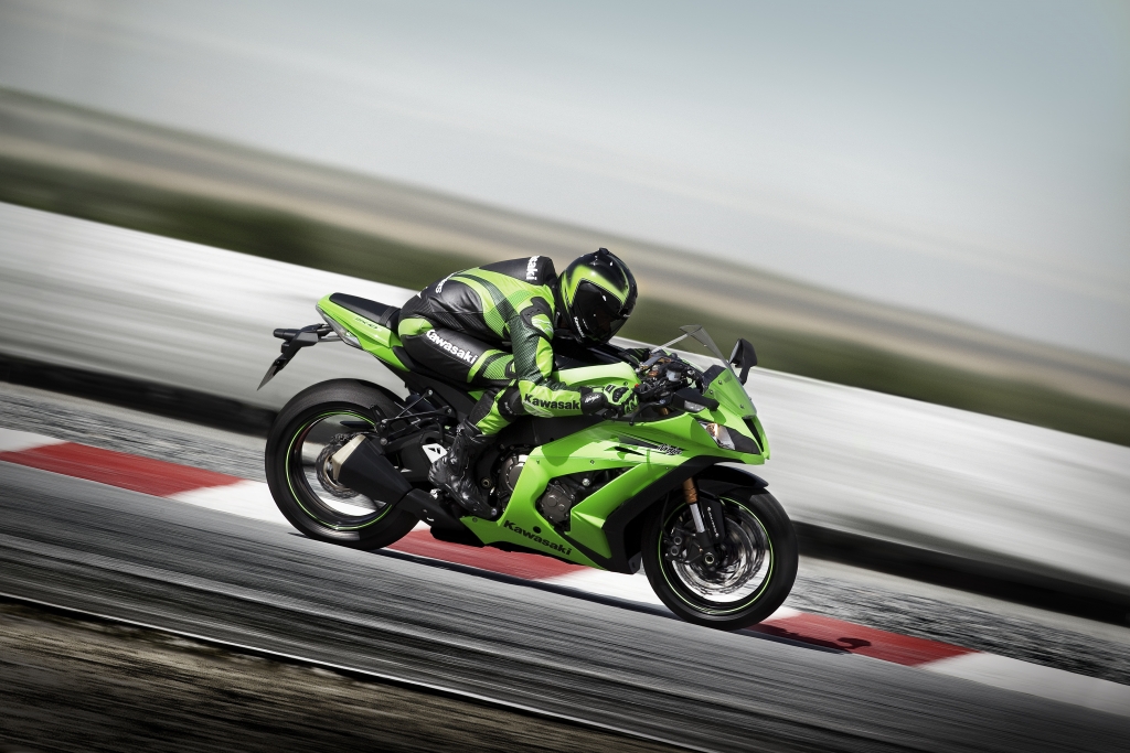 Test: Kawasaki ZX-10R - Kalte Kriegerin