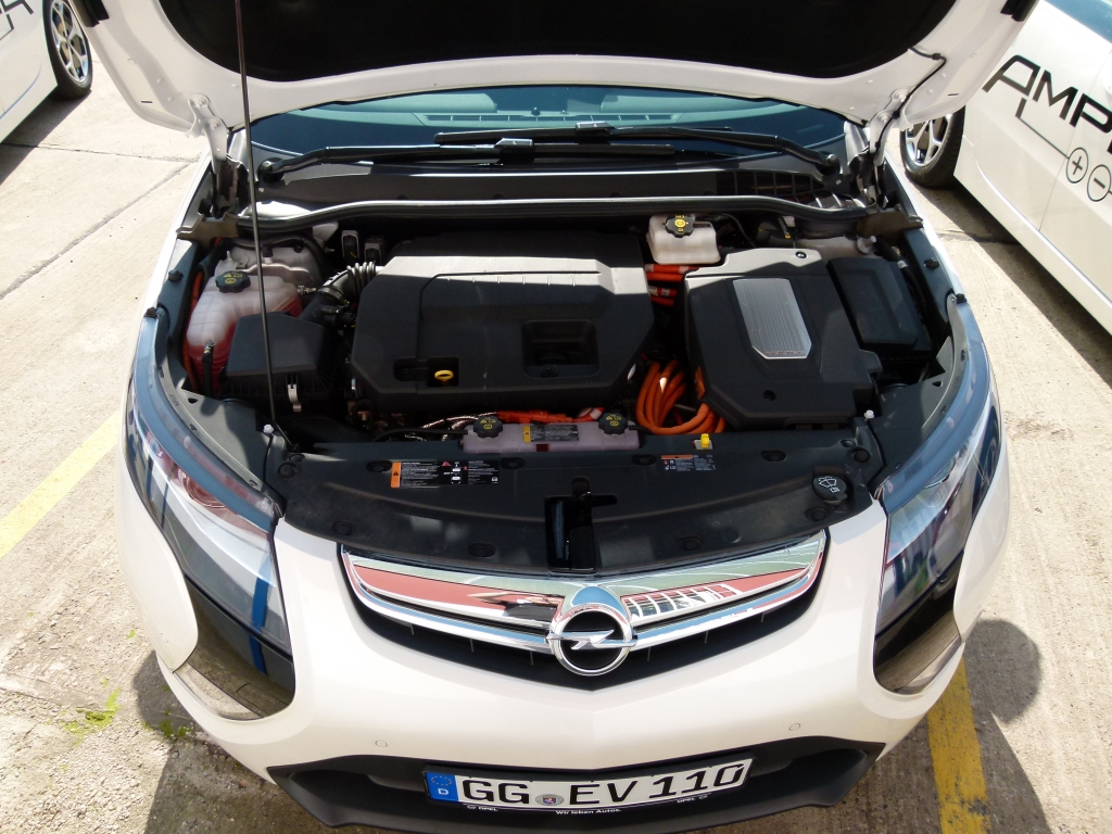Test Opel Ampera - Stromern ohne Verzicht