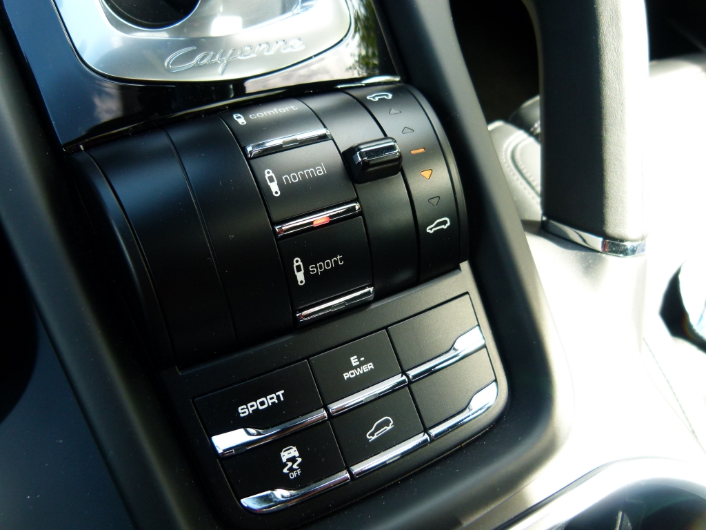 Test: Porsche Cayenne S Hybrid – Schrittmacher für ein ruhiges Gewissen