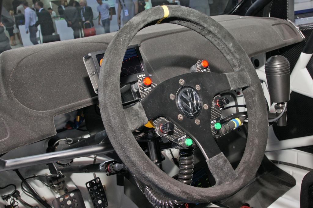 VW Polo R