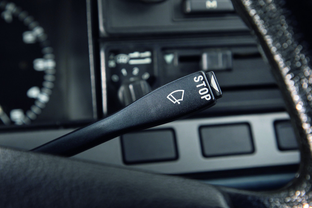 Vorreiter in der Spritspartechnologie: Bereits vor 30 Jahren gab es beim Volkswagen Passat Formel E ein Start-Stop-System. Der Motor ließ sich über eine Taste im Scheibenwischerhebel abschalten.