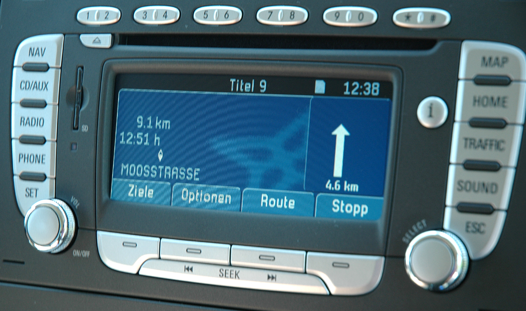 Wie im Pkw: Ford-Transit-Transporter mit moderner Navigation.